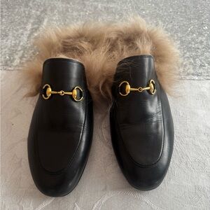 Gucci Black Princetown Leather Loafers with Gold Horsebit and Shearling Trim